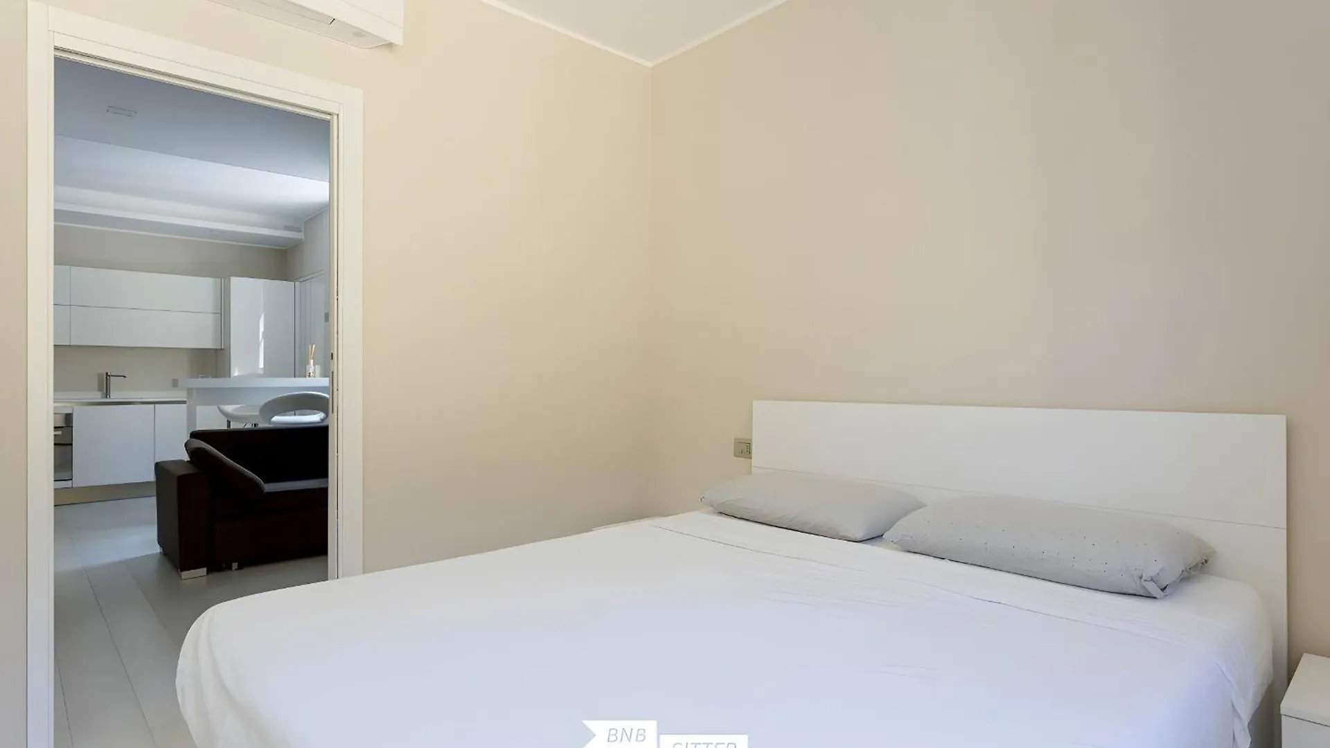 Central And Quiet Apartment - ミラノ 0*,